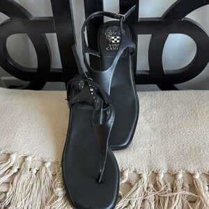 Vince Camuto Black T-Strap Leather Sandals